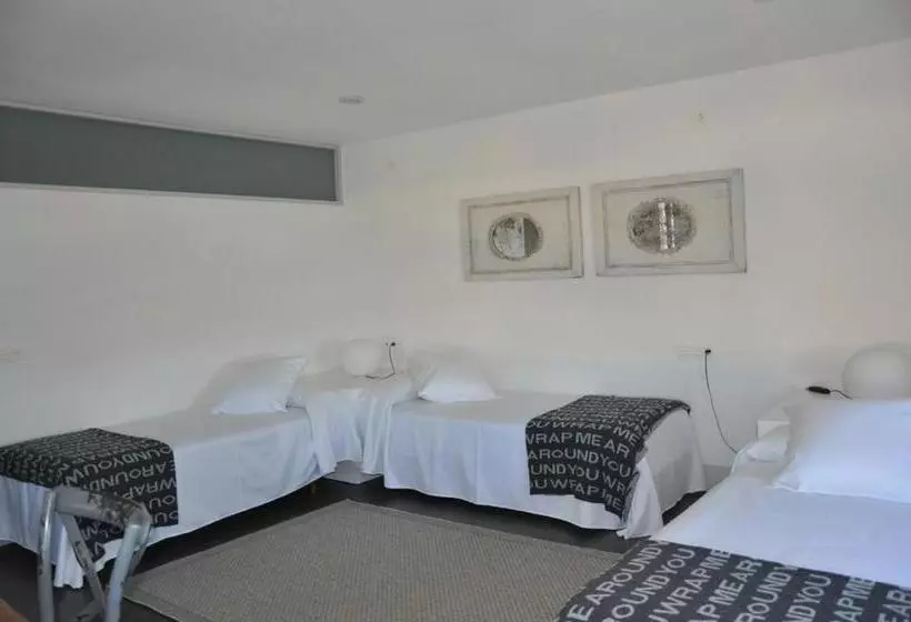 Hostelli Emebed Posada