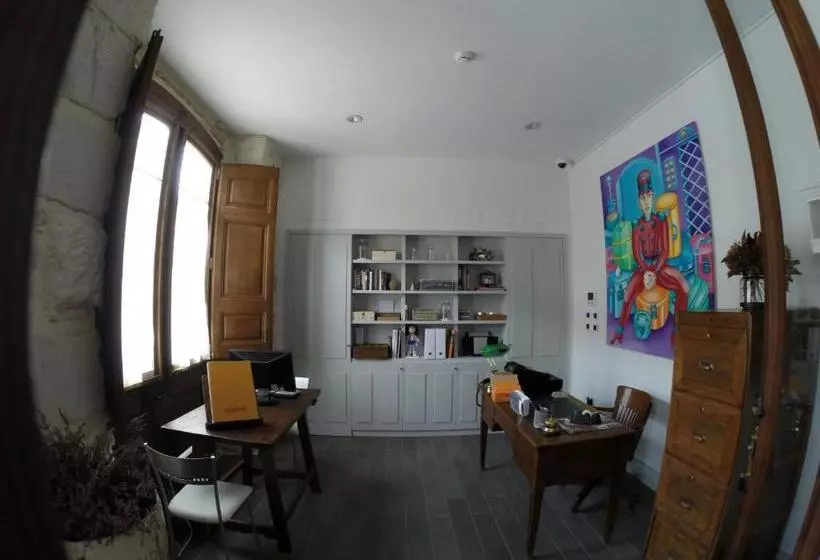 Hostelli Emebed Posada