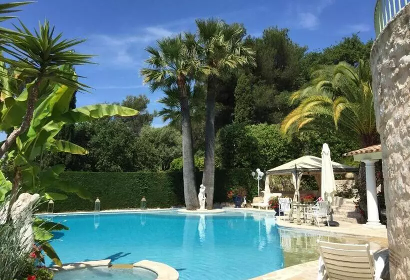 Hostelli La Bergerie B&b