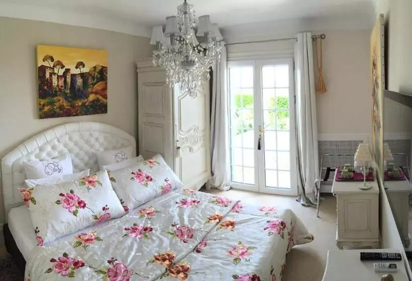 Hostelli La Bergerie B&b