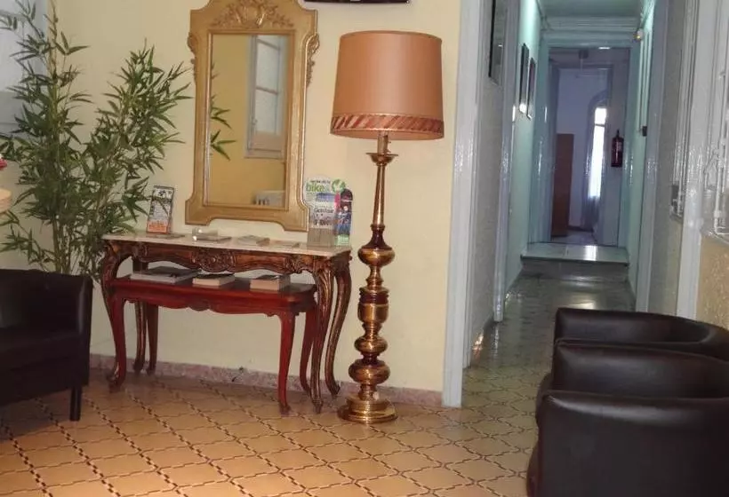 Hostal Sant Carlo
