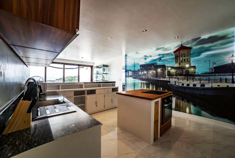 Hotel Den Pasar Boracay Luxury Apartments