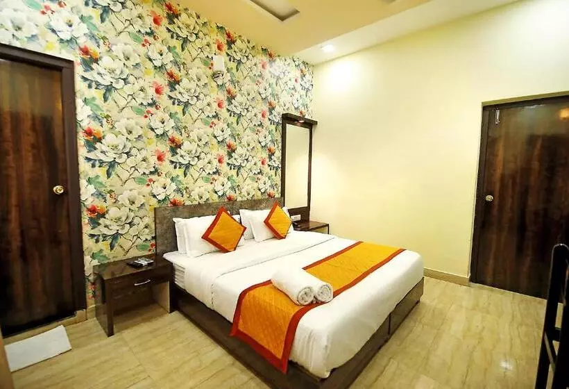 ホテル Florence Continental Udaipur
