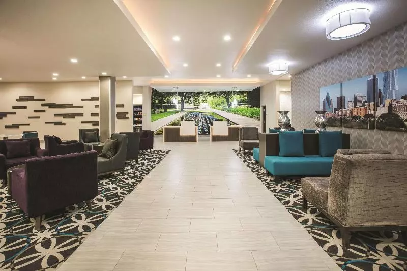 Hotelli La Quinta By Wyndham Dallas Richardson