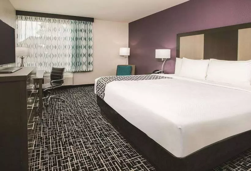 Hotelli La Quinta By Wyndham Dallas Richardson