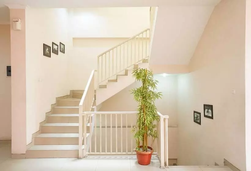 ホテル Semampir Residence By Occupied