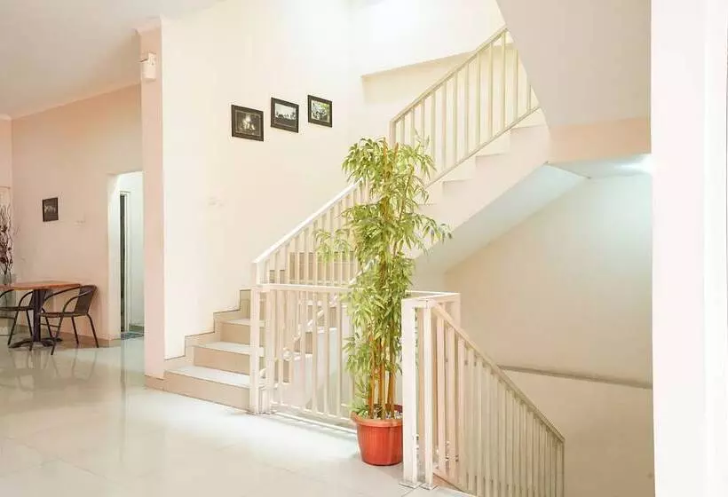 ホテル Semampir Residence By Occupied