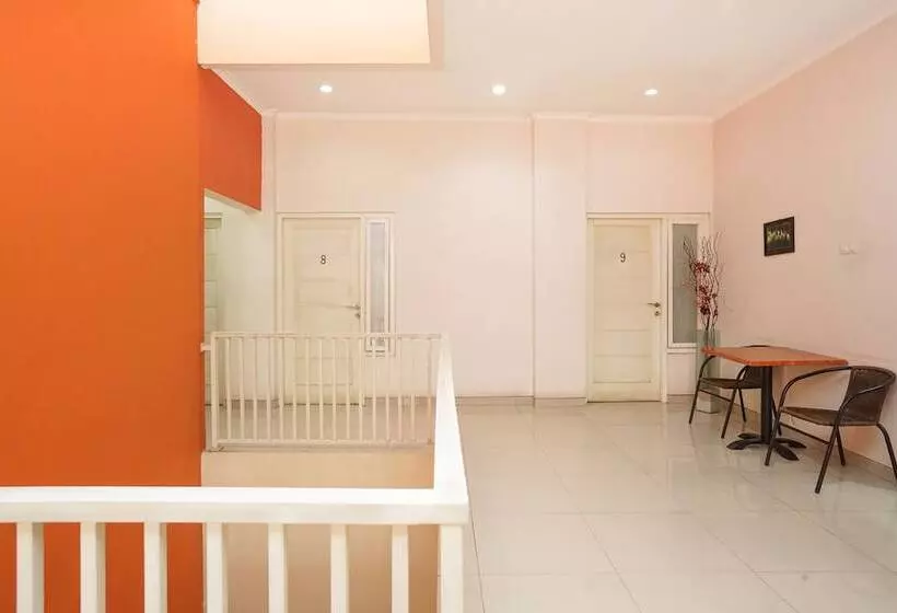 ホテル Semampir Residence By Occupied