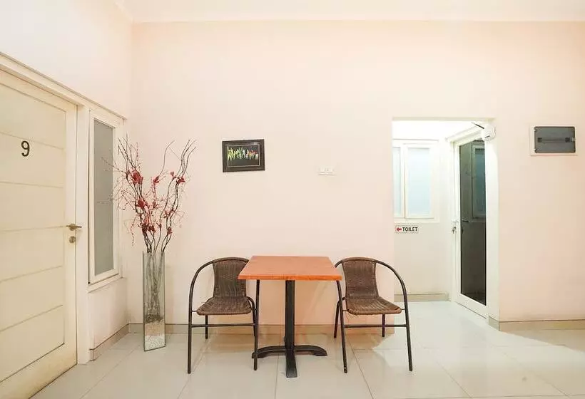 ホテル Semampir Residence By Occupied