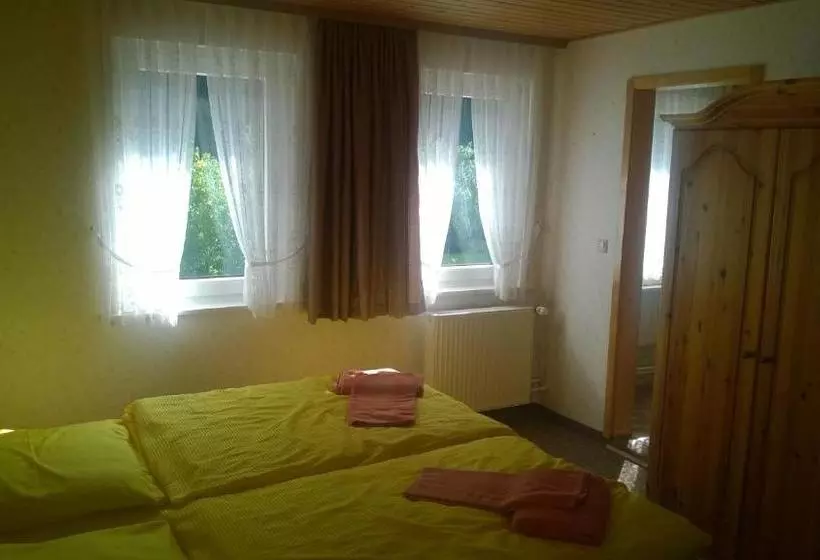 Hotelli Wiedaer Hütte