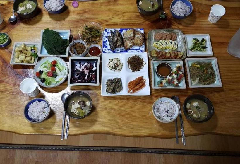 Пансион Bangdigareum B&b