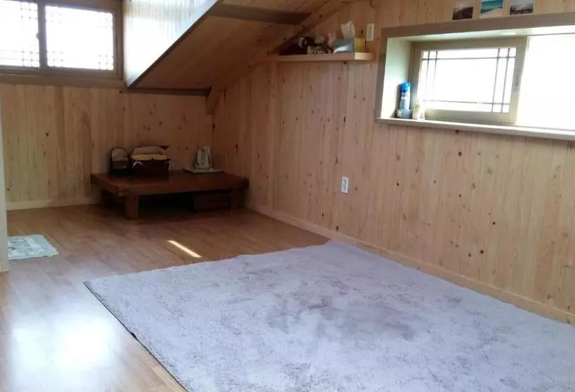 Majatalo Bangdigareum B&b