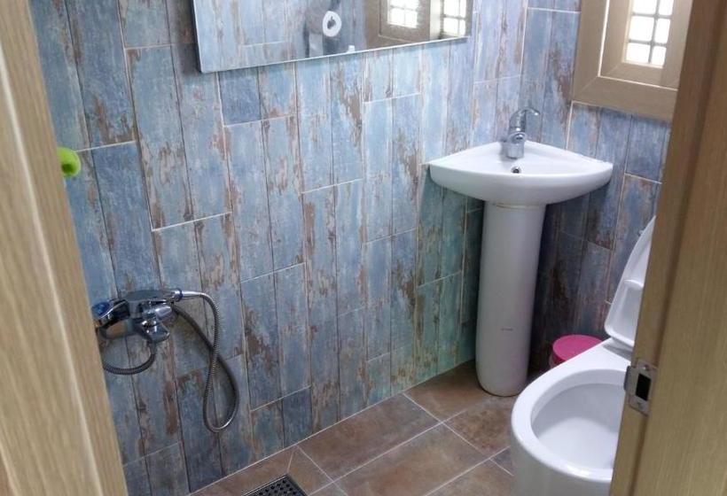 Пансион Bangdigareum B&b