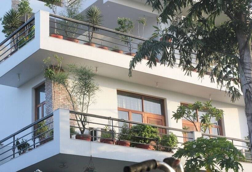 Pensjonat Sovereign Residency