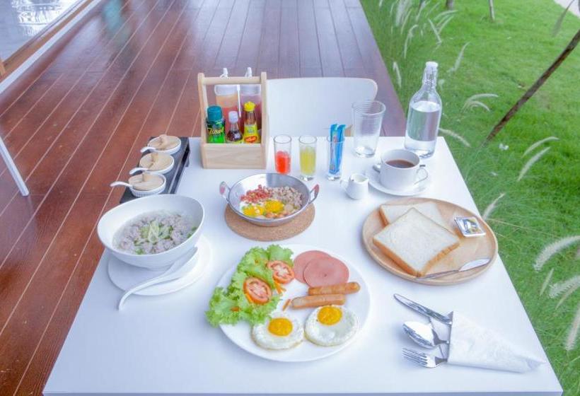 استراحتگاه West View Villa