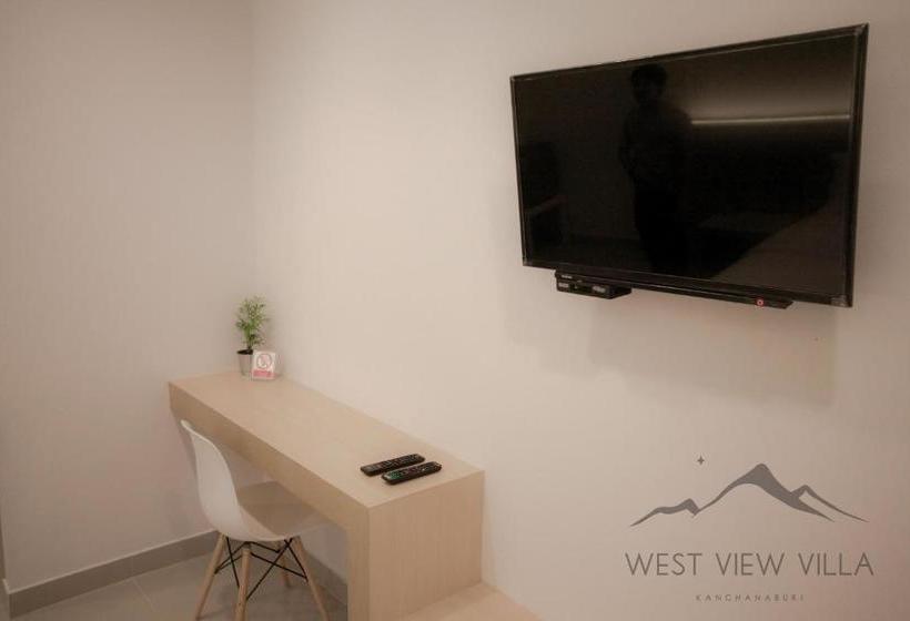 استراحتگاه West View Villa