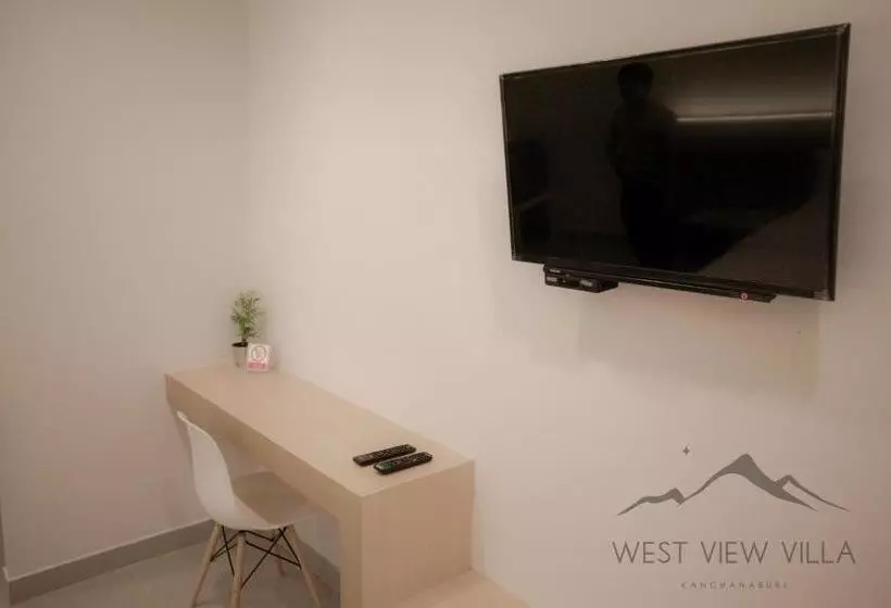استراحتگاه West View Villa