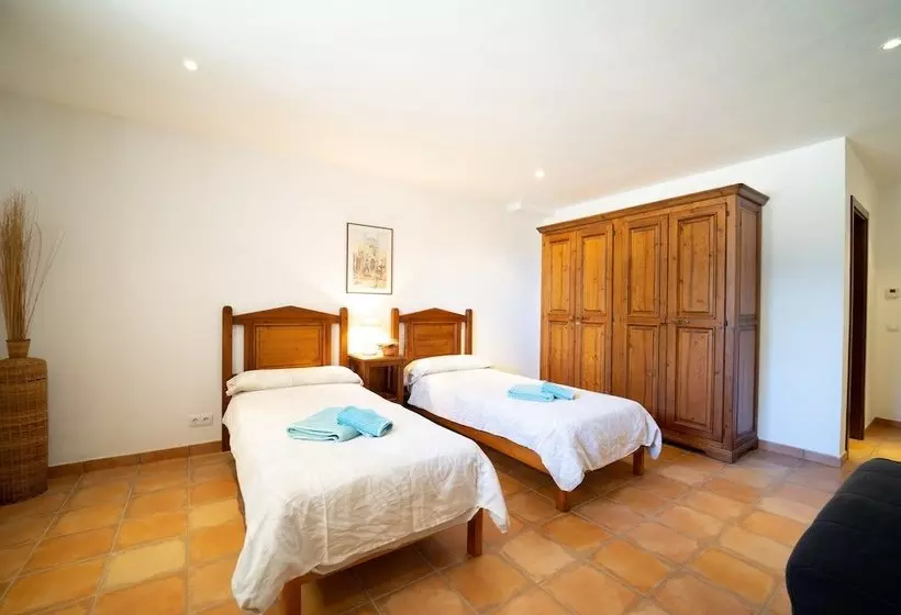 Villa Bassa Seca