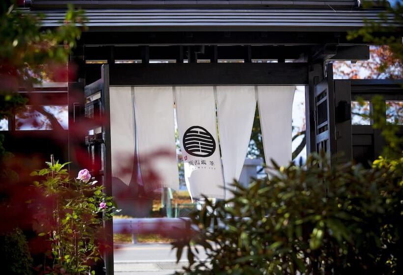 ホテル Sui Suwako