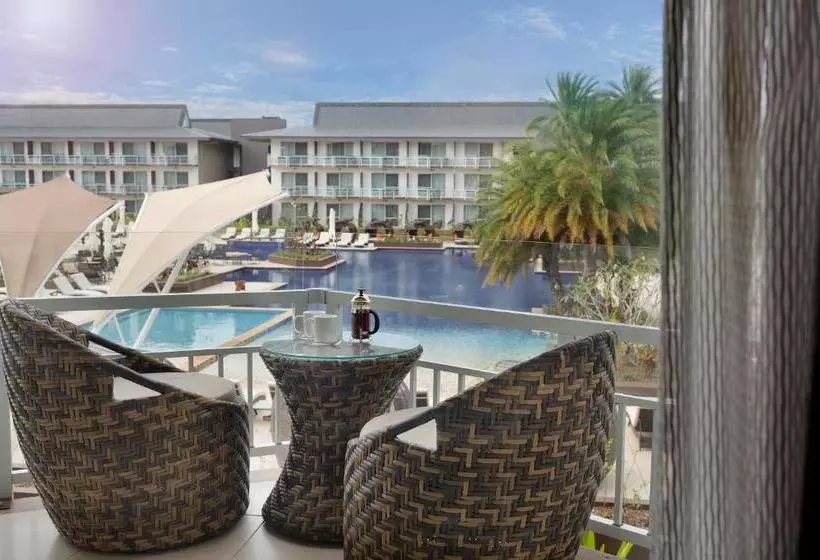Hotelli Nadi Bay Resort And Spa Fiji