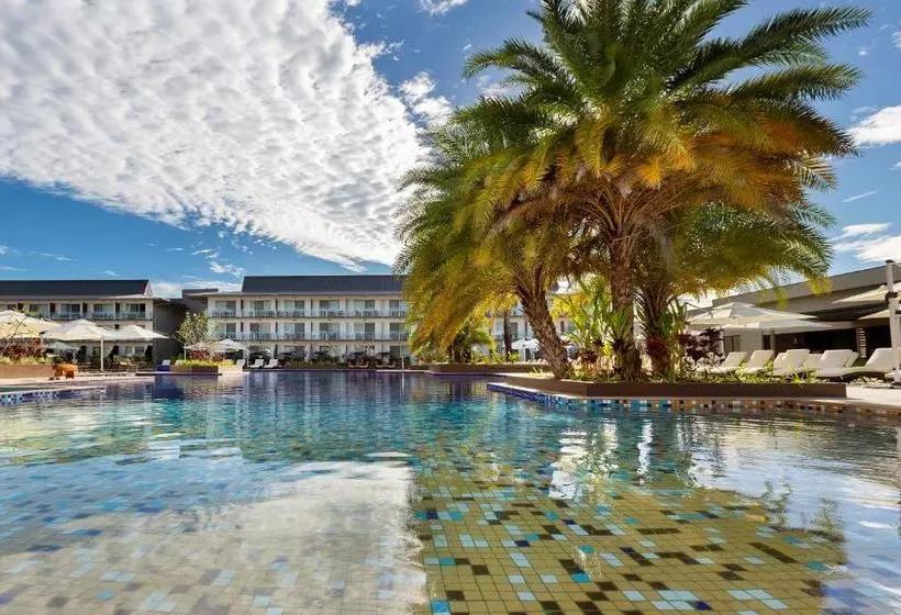 Hotelli Nadi Bay Resort And Spa Fiji