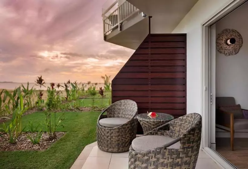 Hotelli Nadi Bay Resort And Spa Fiji