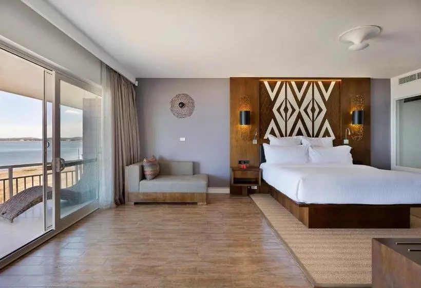 Hotelli Nadi Bay Resort And Spa Fiji