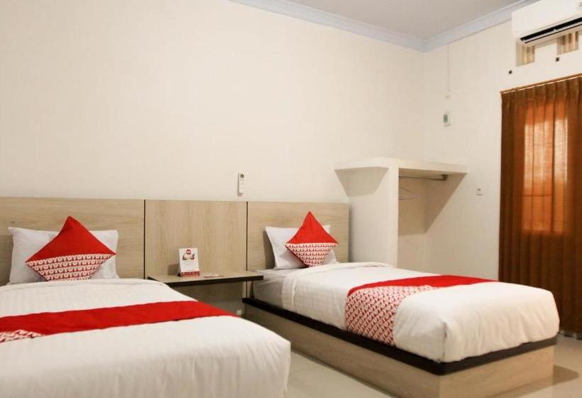 Hotel Oyo 174 Desilva Bandara