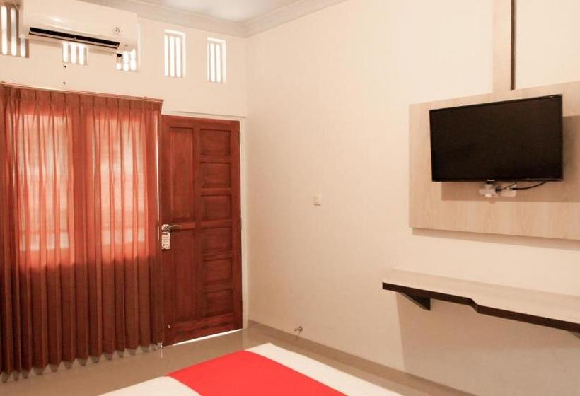 Hotel Oyo 174 Desilva Bandara