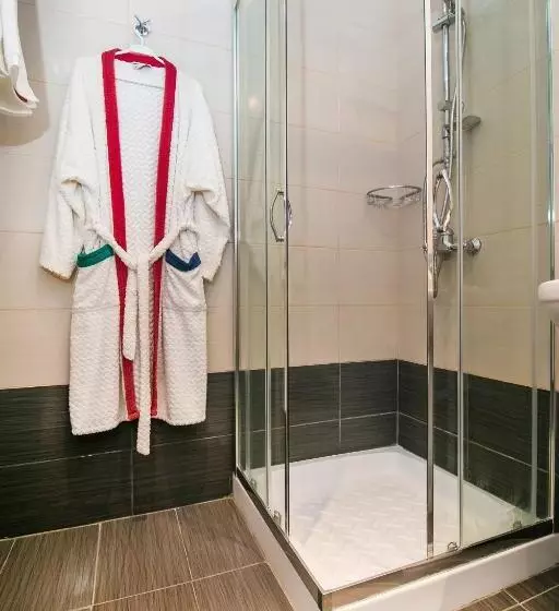 Danezis City Stars Boutique Apart