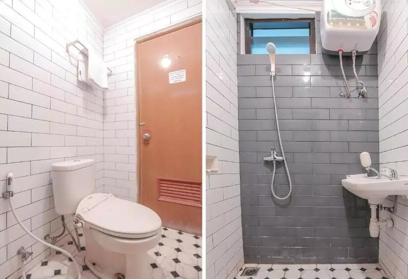 ホテル Capital O 141 Fatmawati Cozy Residence