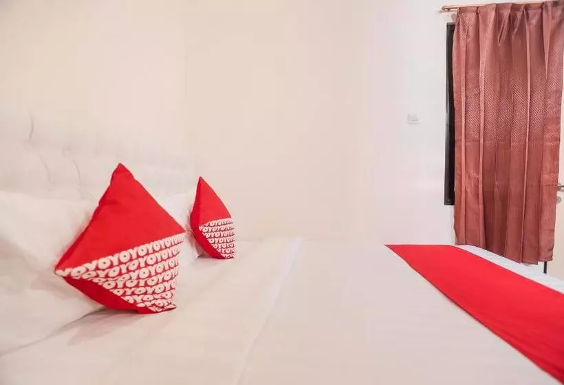 ホテル Capital O 141 Fatmawati Cozy Residence