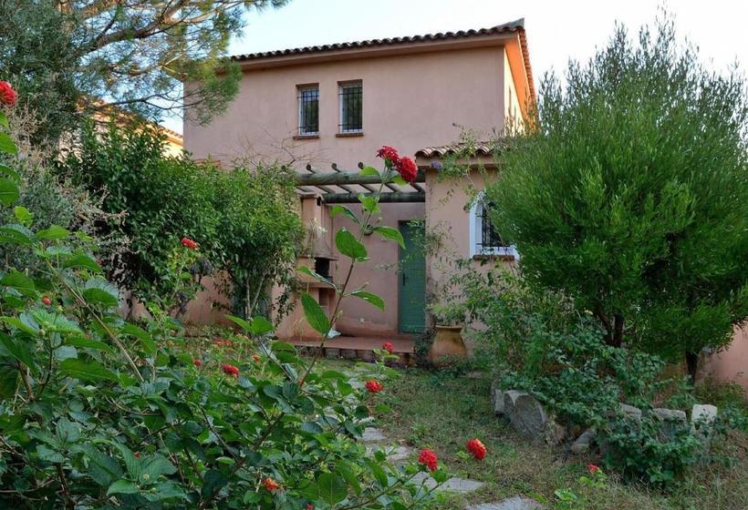 هتل Residence Les Hameaux De Santa Giulia