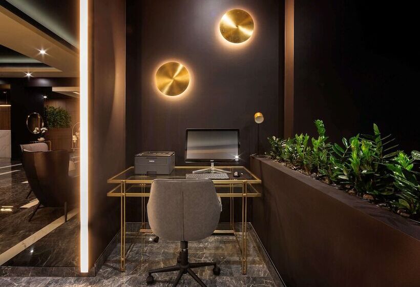 فندق The Sebel Canberra Civic