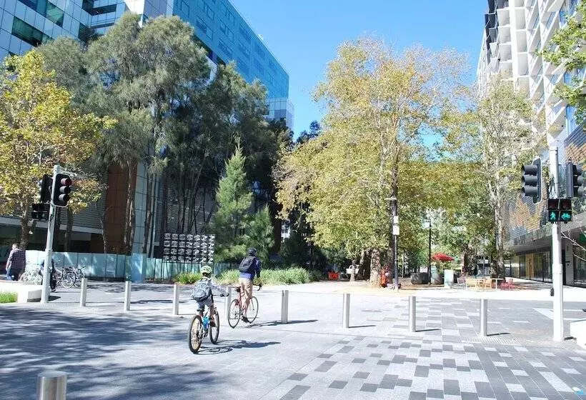 ホテル The Sebel Canberra Civic