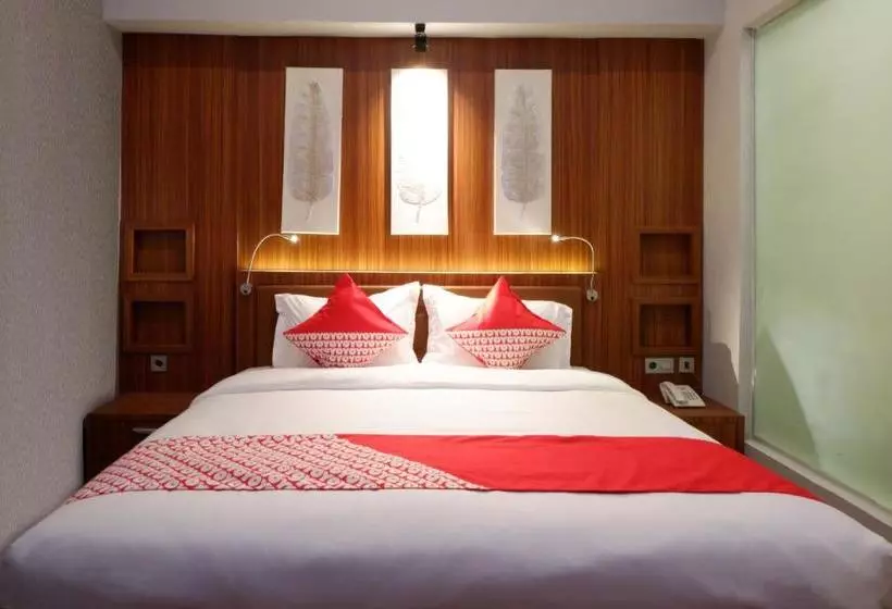 Hotelli Oyo 269 Grand Shaqilla Syariah