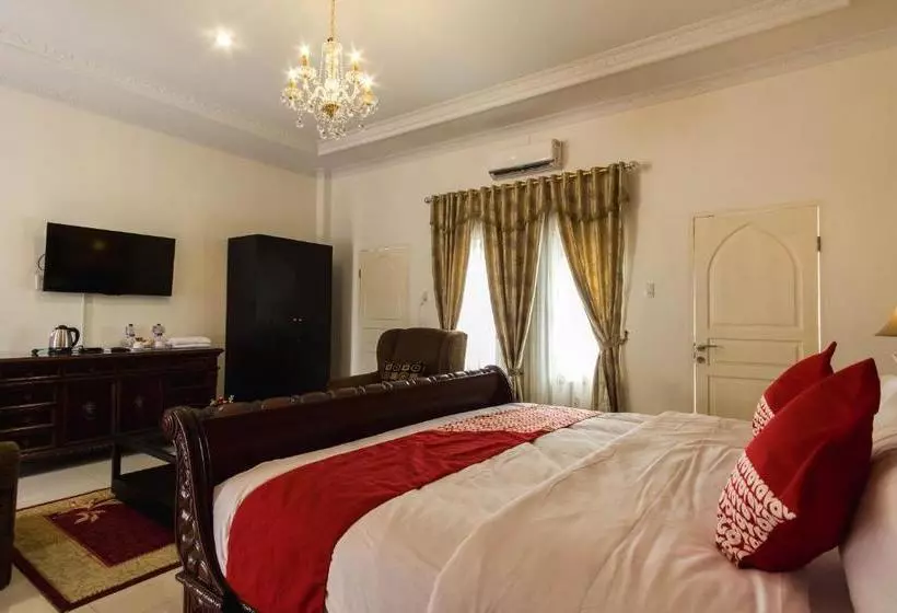 Hotelli Oyo 269 Grand Shaqilla Syariah