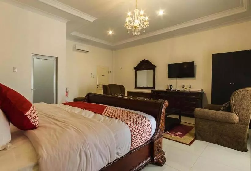 Hotelli Oyo 269 Grand Shaqilla Syariah