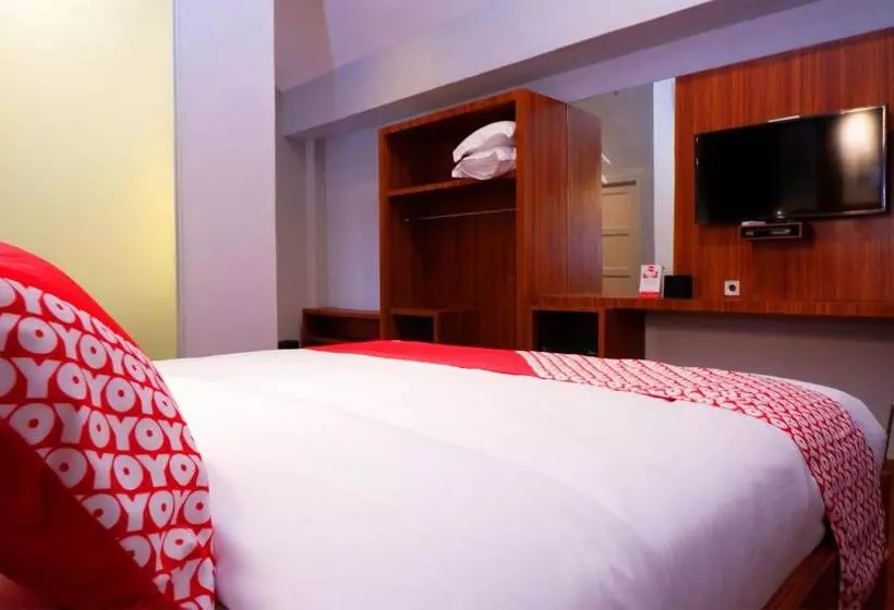 Hotelli Oyo 269 Grand Shaqilla Syariah