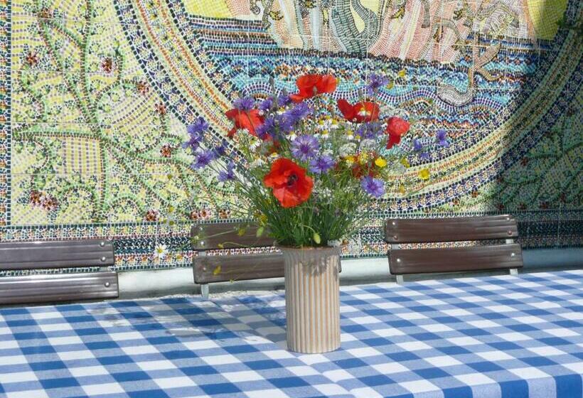 ホテル Zum Weißen Rössl