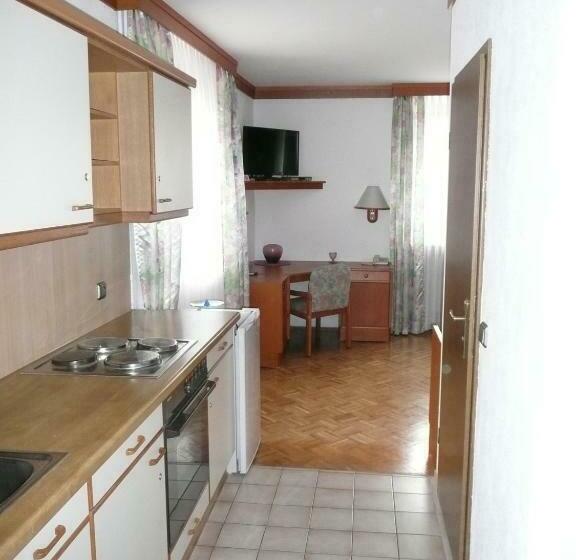 ホテル Zum Weißen Rössl