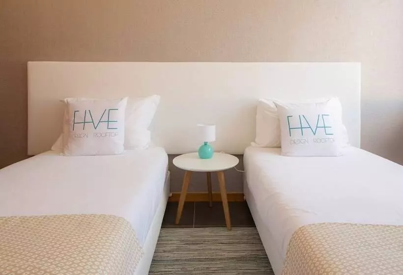 Five Design Rooftop By Storytellers