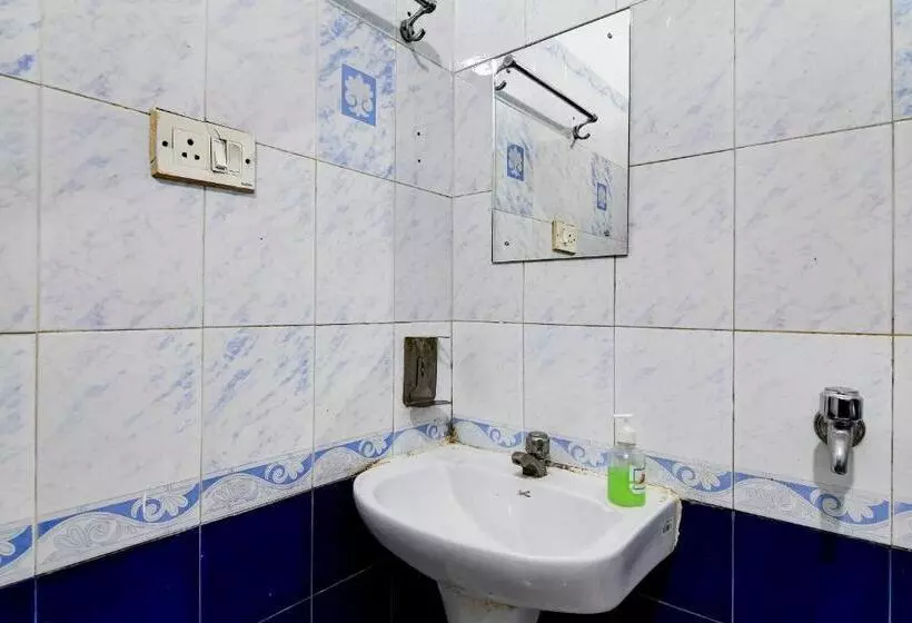 هتل Brill Rooms Near City Centre Metro Station