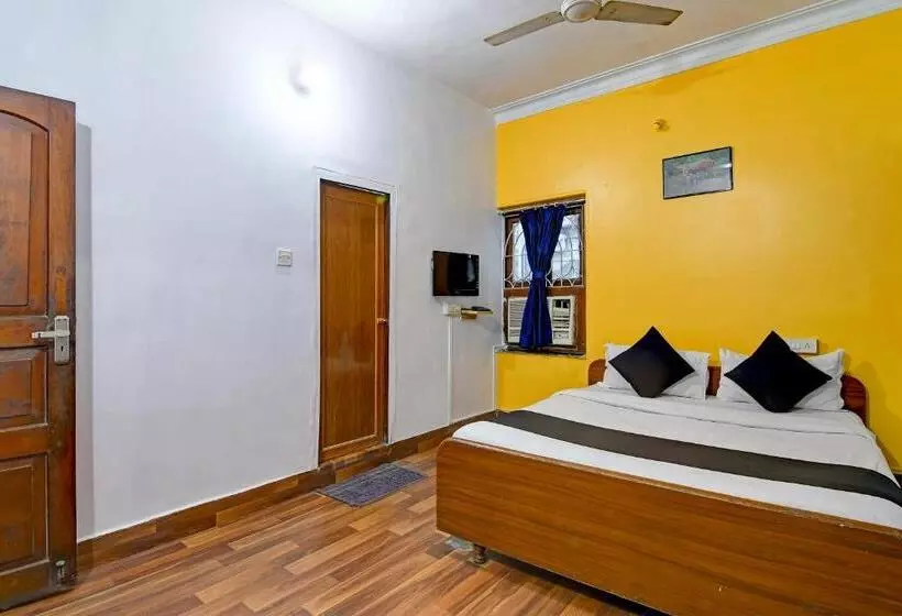 هتل Brill Rooms Near City Centre Metro Station