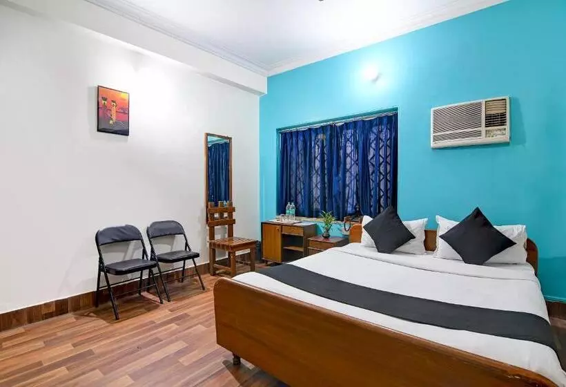 هتل Brill Rooms Near City Centre Metro Station