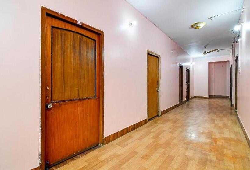 فندق Brill Rooms Near City Centre Metro Station