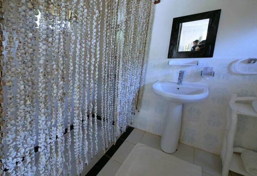 هتل Ifaty Beach Club Resort