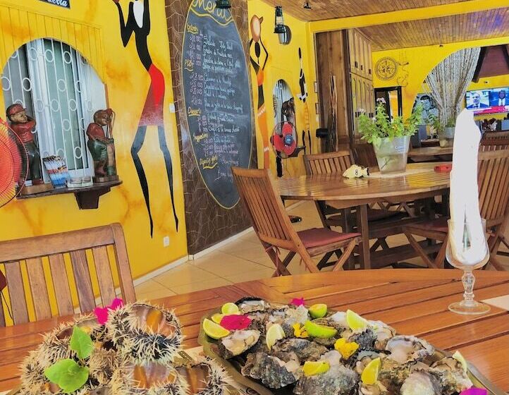 هتل Ifaty Beach Club Resort