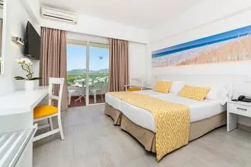 בית מלון כפרי Globales Samoa