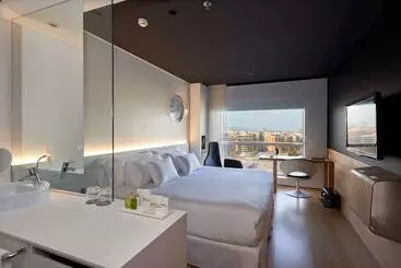 Отель Barcelo Sants